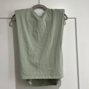 Aritzia Babaton Shoulder Pad Tank